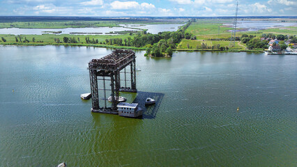 Alte Eisenbahn Hubbrücke Karnin 