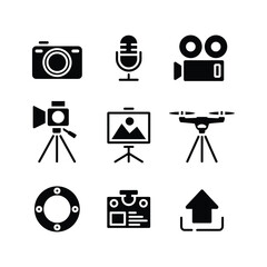Obraz premium Collection of digital media and recording equipment icons
