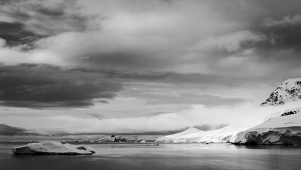 Katabatic Wind and Clouds