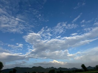 Obraz premium Beautiful Sky Transformation After Rain