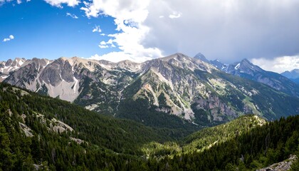 Obraz premium Mountain range panorama