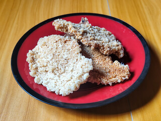 Intip.. Intip is a crunchy and tasty traditional Indonesian food. The rice crust is then dried and then fried.