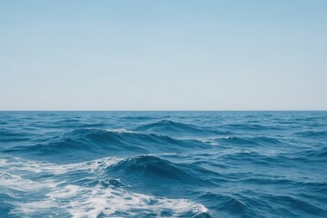 Obraz premium A Serene Ocean Under a Clear Sky