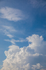 Fototapeta premium Beautiful skyscape with picturesque clouds