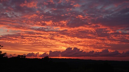 Breathtaking Evening Sky with Natural Views