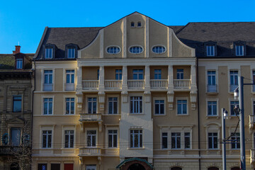 facade of a big slightly brown neoclassical building in germany