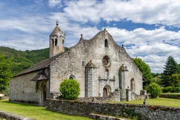 Naklejka premium Church of Moulis standing tall in Ariege, Occitanie, France