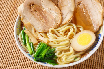 チャーシュー醤油ラーメン
