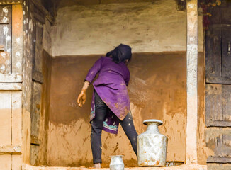 Hands of Heritage: Plastering with Tradition