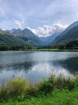 G&eacute;nos-Loudenvielle lake view on mountain valley, Tarbes, France