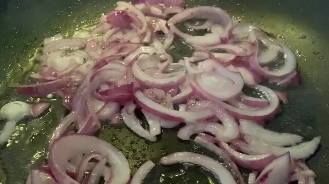 braten, zwiebel, onion, essen, gem&uuml;se, salat, green, mahl, abendessen, zwiebel, kochen, teller, gesund, essgeschirr, pasta, vegetarier, gebraten, lunch, zwiebel, feinschmecker, fleisch, wei&szlig;, sauce, s
