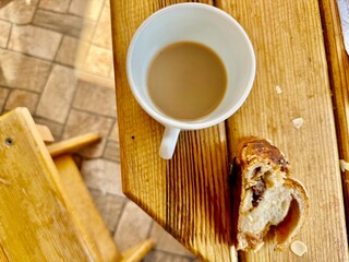 Home decor inspiration, the warm tones and natural textures enhance any food or lifestyle project.