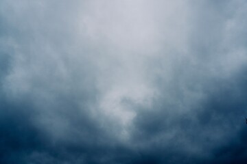 Obraz premium Moody Sky Overhead