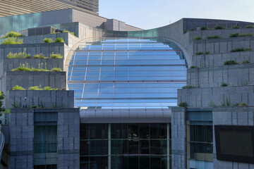 Fototapeta premium 都心建築探訪 朝の汐留超高層ビル群