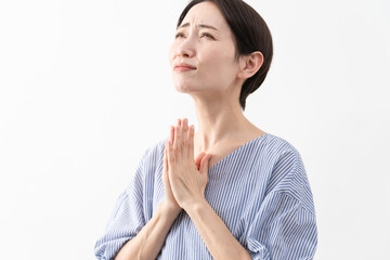 私服姿の女性　ライフスタイルイメージ