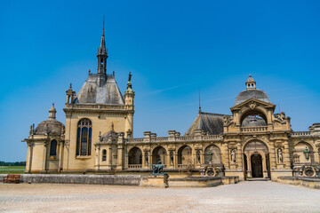 Obraz premium Chateau de Chantilly, a historic castle in Chantilly, France