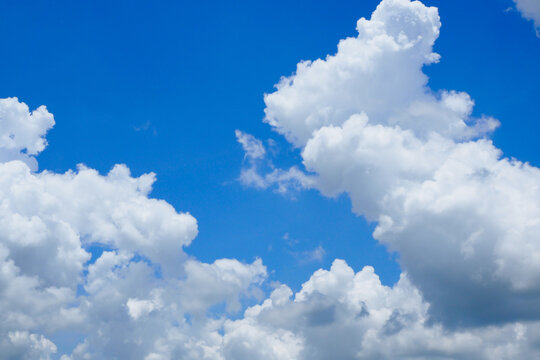 Natural white cloud with blue sky in daylight time for background