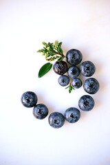 Stylishly arranged blueberries with vivid blue tones. Ideal for decorating cakes, festive desserts, or sweet greetings. A beautiful touch for celebration tables and gourmet treats