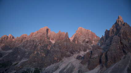 Fototapeta premium Tramonto sulle Pale di San Martino