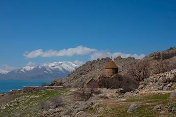 Fototapeta premium Akdamar Island is the second largest island in Lake Van, located between Türkiye's Van and Bitlis provinces.