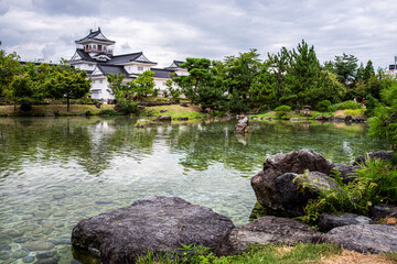 富山市郷土博物館と庭園