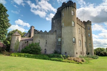 jardin et ch&acirc;teau de Malahide Castle en Irlande