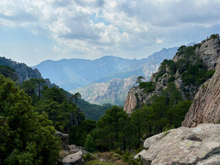 Paysage sur la dernière étape du GR20 entre Paliri et Conca