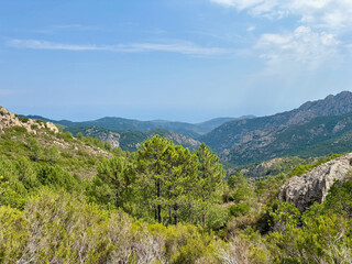 Paysage sur la dernière étape du GR20 entre Paliri et Conca