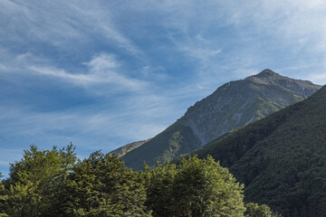 ニュージーランド　カンタベリー地方にあるアーサーズ・パス国立公園の風景