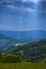 Fototapeta premium Panoramy spod Bacówki nad Wierchomlą latem.