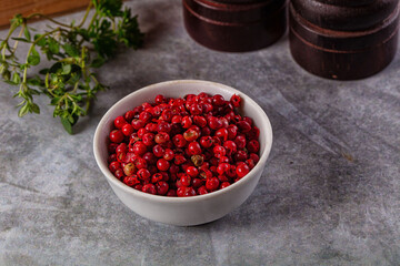 Dry pink pepper corn spice