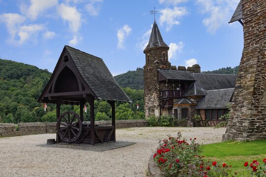Former Imperial Castle, Courtyard, Cochem, Rhineland Palatinate, Germany