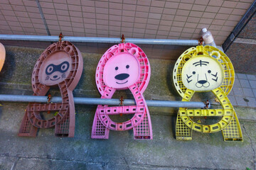 お休み中の動物看板