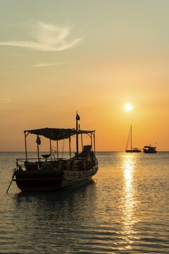 Fishing boat in sea at sunset, Koh Tao Island, Gulf of Thailand, Thailand
