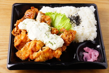 チキン南蛮弁当