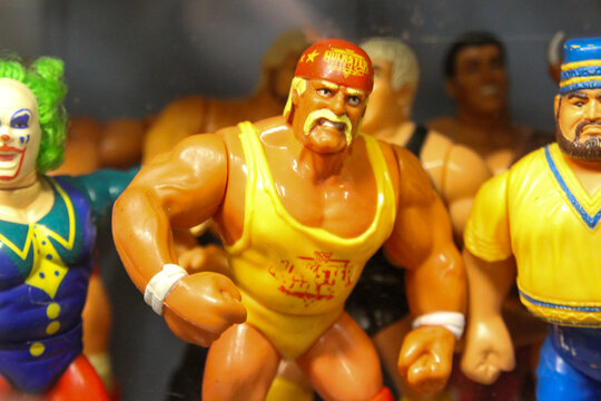 Hulk Hogan WWF Vintage Wrestling Action Figure

