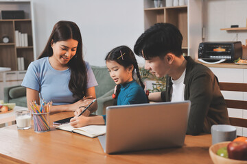 Fototapeta premium Family spends their free time together