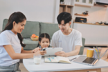 Fototapeta premium Family spends their free time together