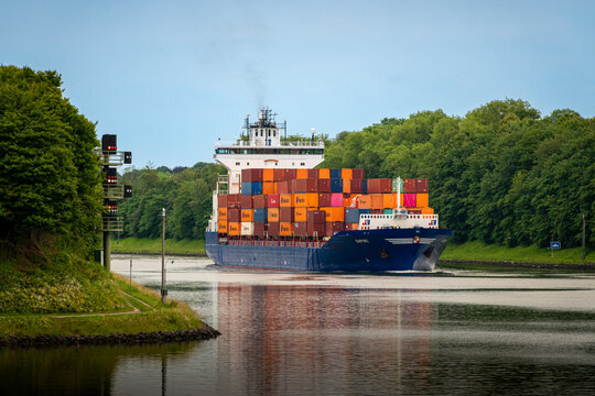 Nord Ostsee Kanal Container Schiff