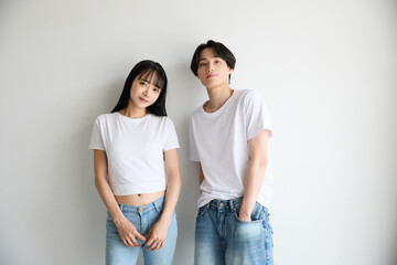 アジアの若い男女の美容に関するポートレート