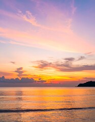 Fototapeta premium Sunset over the ocean. Soft, colorful sky