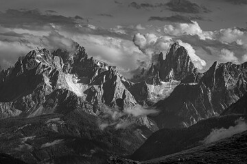 Obraz premium Dolomites mountain peaks with dramatic clouds after rain