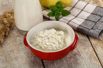 Grain cottage cheese with sour