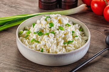 Cottage cheese with green onion