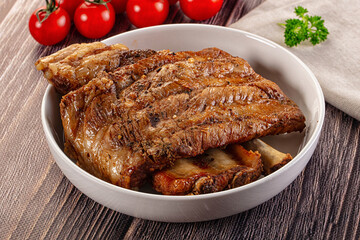 Steamed pork ribs with spices