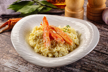 Risotto with natural crab leg