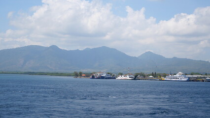 Obraz premium Vivid Photorealistic Pristine Crystal Clear Deep Blue Tropical Ocean Seawater Marine Nature Background Surface. vibrant