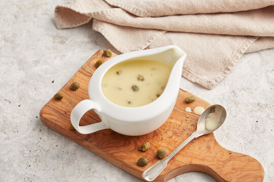 Caper velout&eacute;