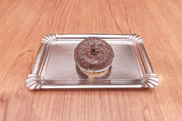 Classic Donuts with a Hole: Light and airy texture, fresh from the hot oil for that perfect crunch