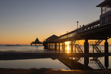 Wirf ein licht auf die Seebrücke